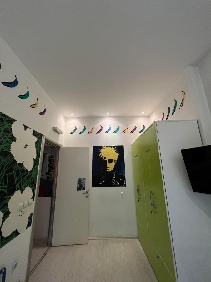 Pop Art Hostel Belgrade Exterior photo
