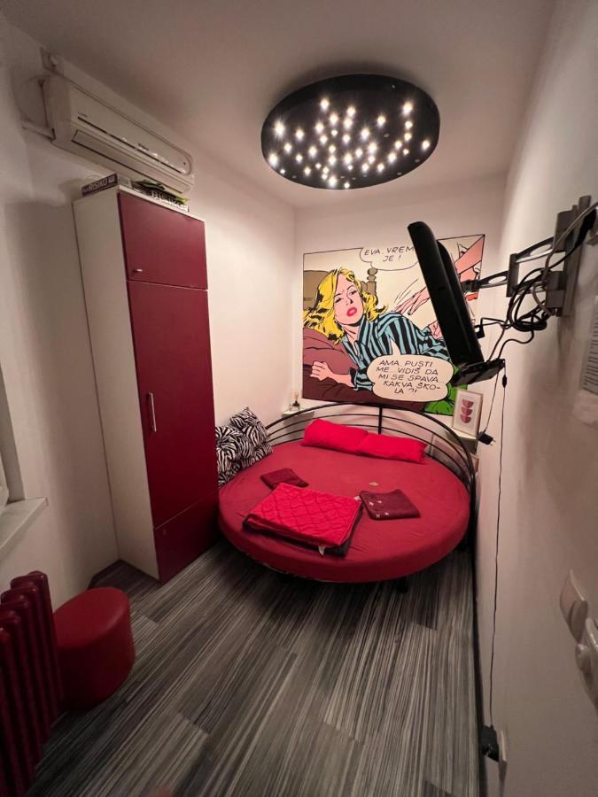 Pop Art Hostel Belgrade Exterior photo